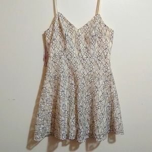 Alisa Pan Women's Adjustable Strap 12 Dress Lined